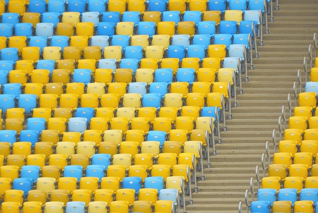 也是上到樊振东大师课了！小胖齐祖上海弄堂里打乒乓