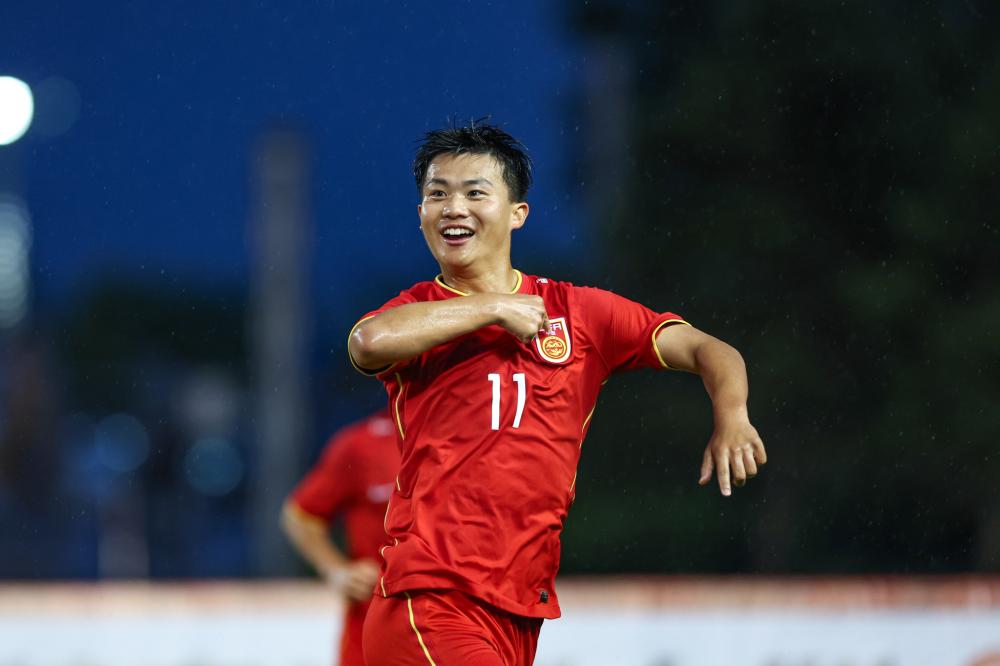 浙江队副总：除米特里策外，其他外援的去留都需再三权衡