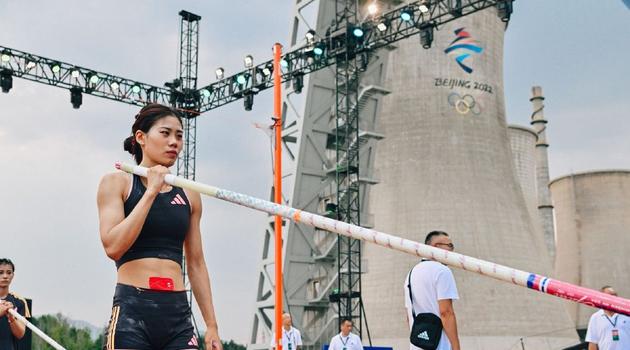 埃尔林·哈兰德还需要多少个进球才能超越克里斯蒂亚诺·罗纳尔多在英超联赛中的进球总数？